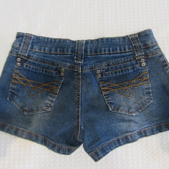 Ladies Short Shorts 725 As Is - Picture 2 of 13